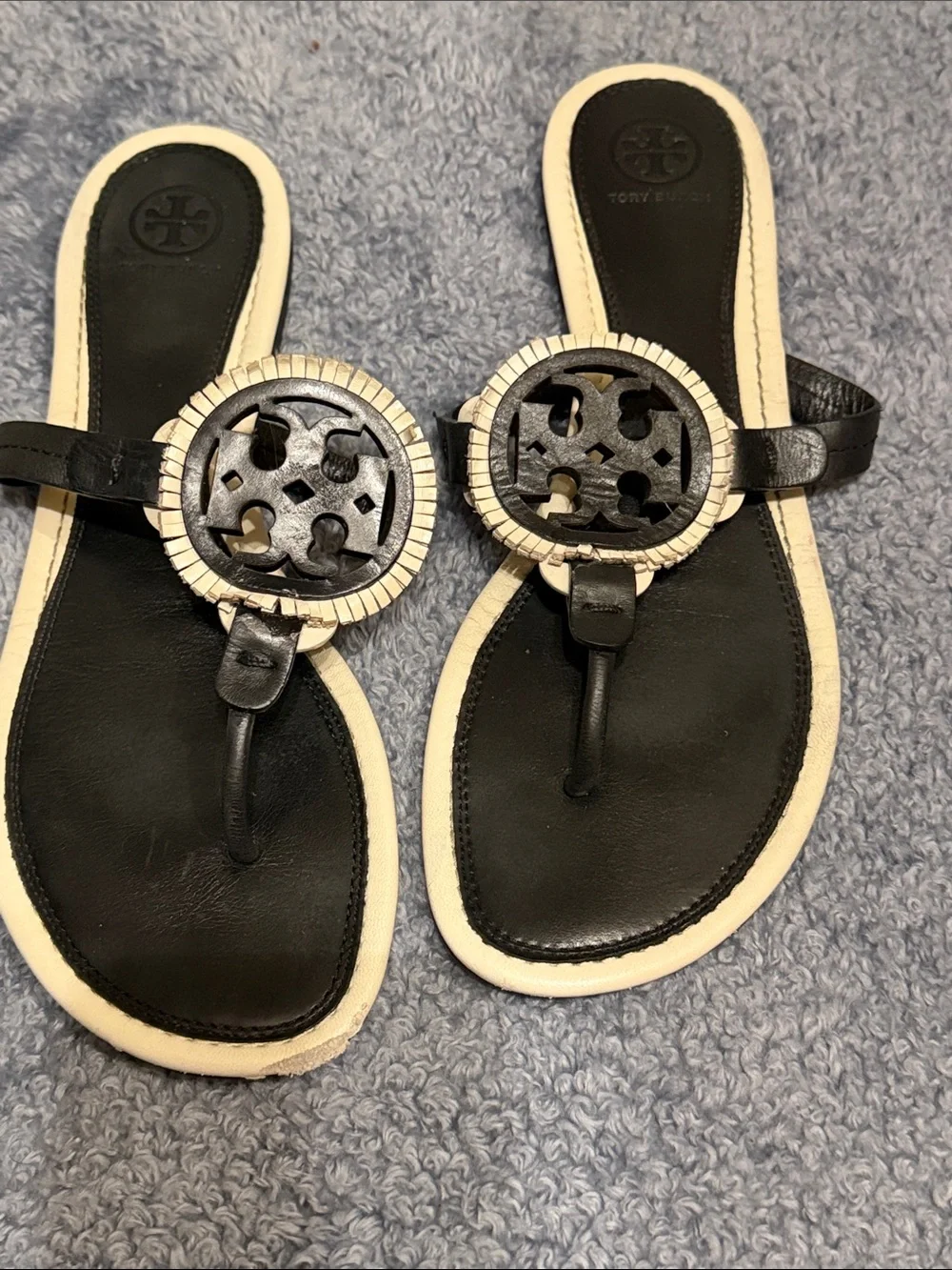 Tory Burch Fringe Sandals sz 10M